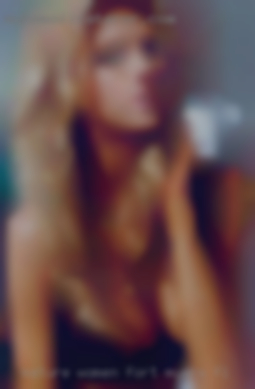 Mature women Fort Myers, FL and couples.